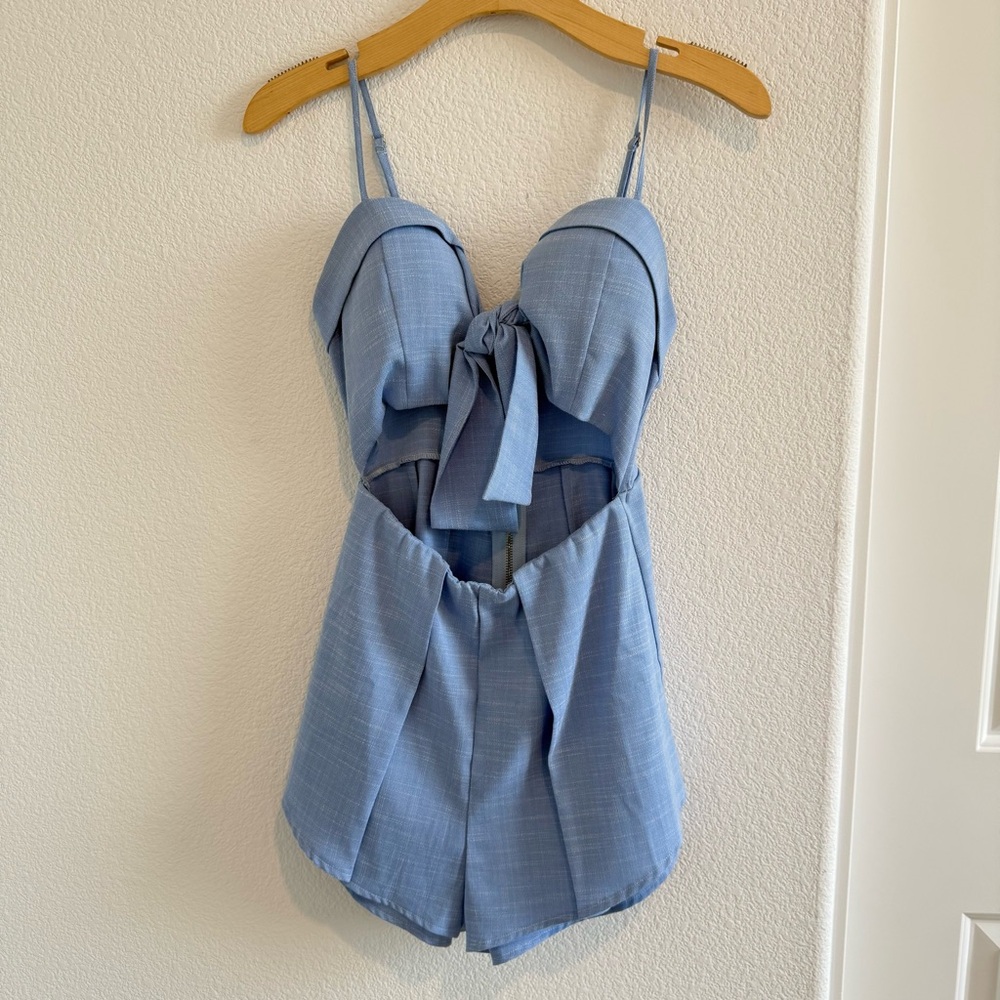L'ATISTE Light Blue Textured Romper with Bow